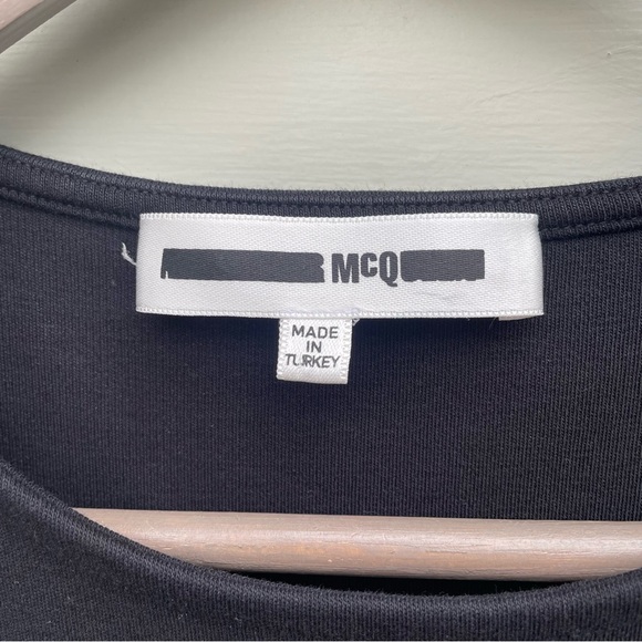 MCQ by Alexander McQueen Black Sleeveless Fitted Logo Dress Small - Picture 5 of 6